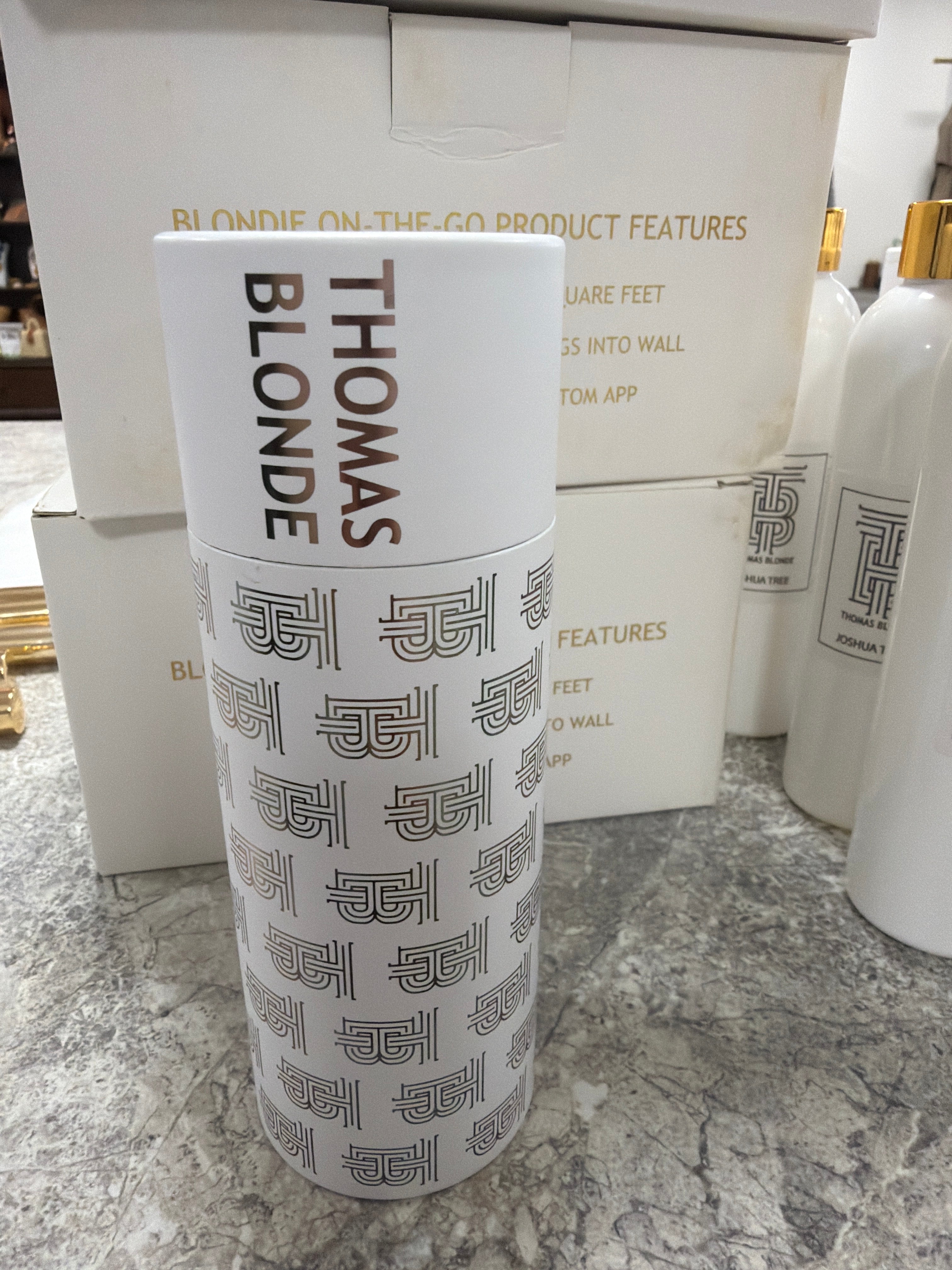 Joshua Tree Room RE-Fresh Linen Spray-Thomas Blonde