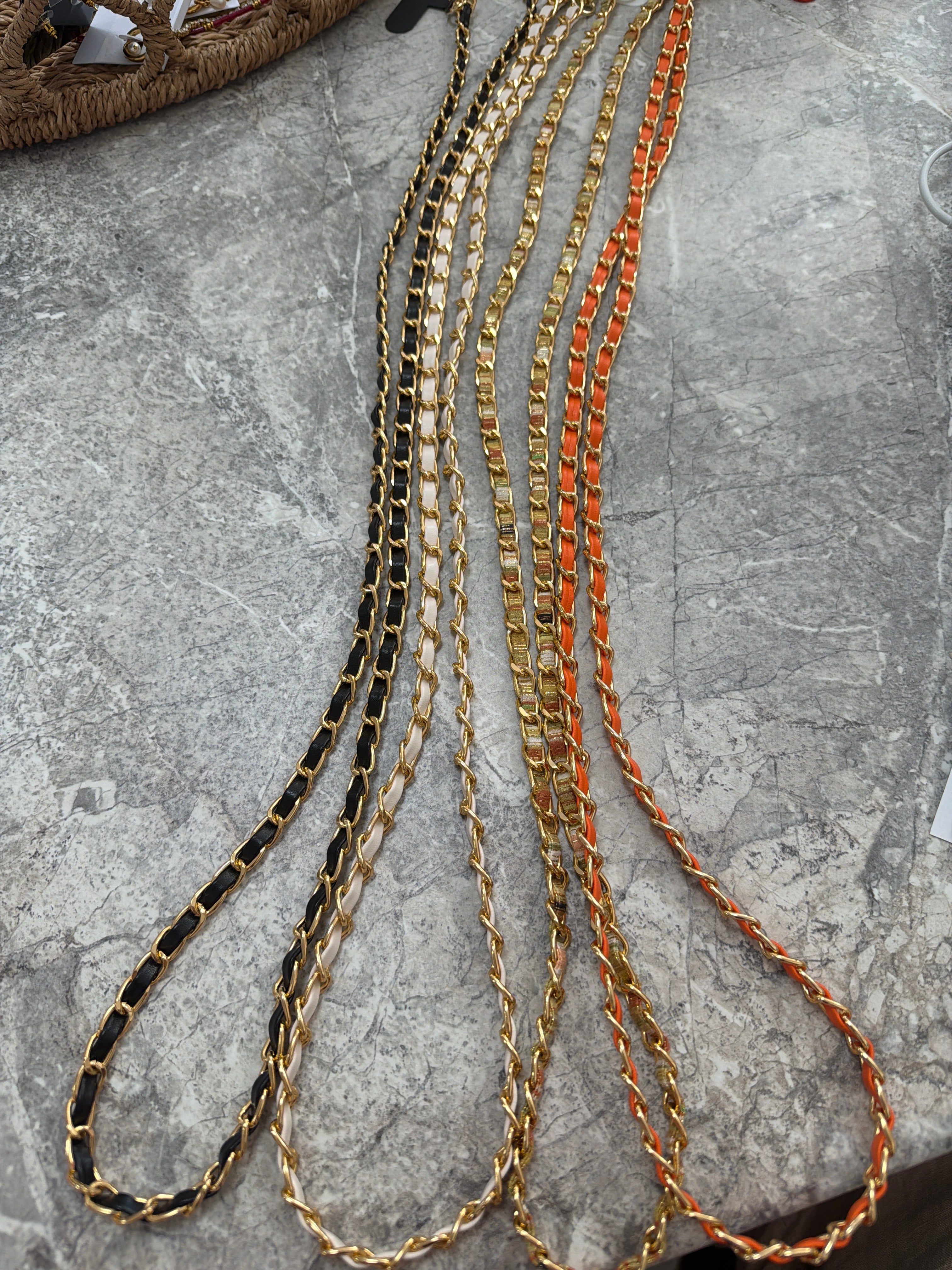 Crossbody phone straps