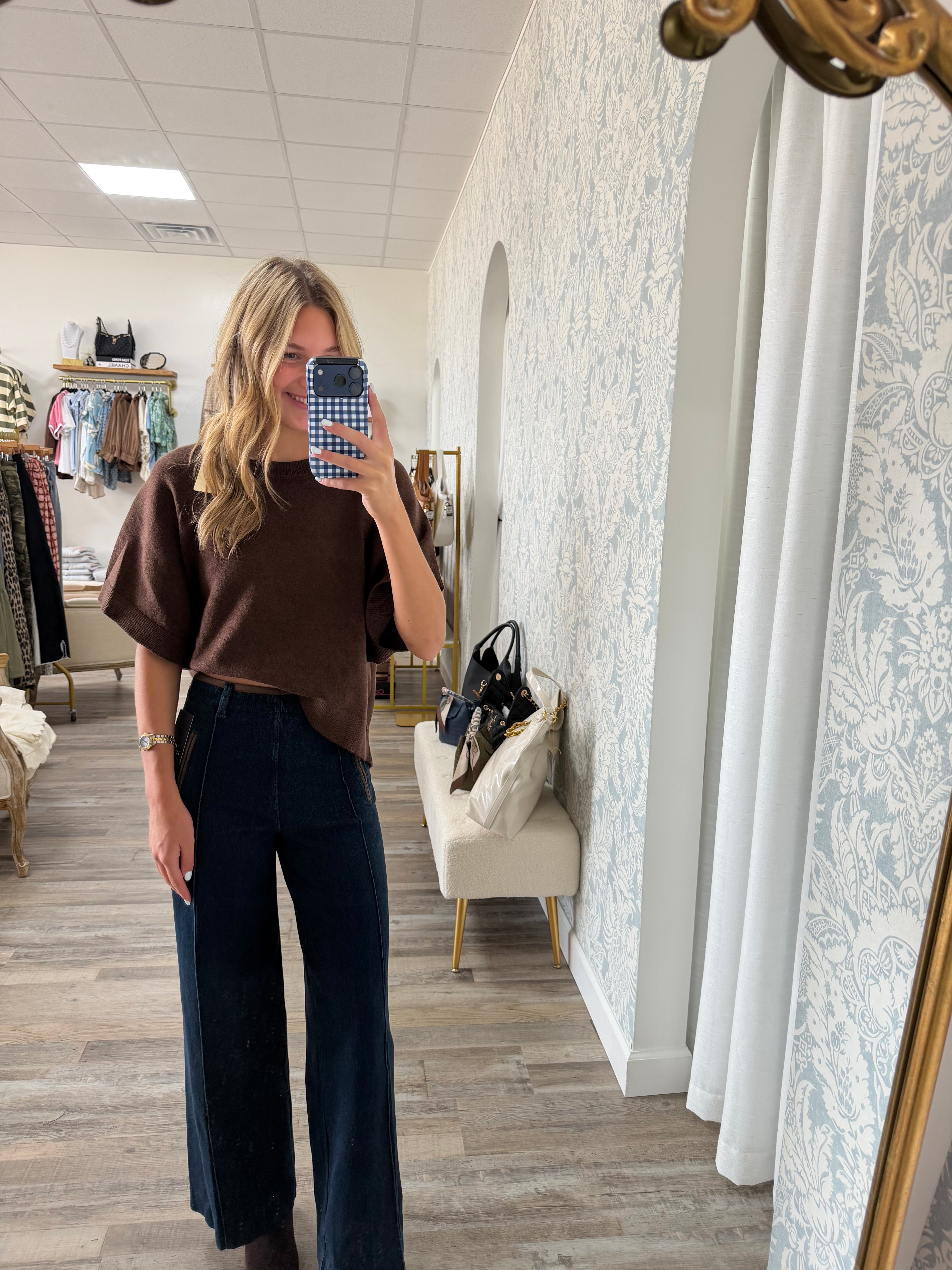 Brown short sleeve sweater