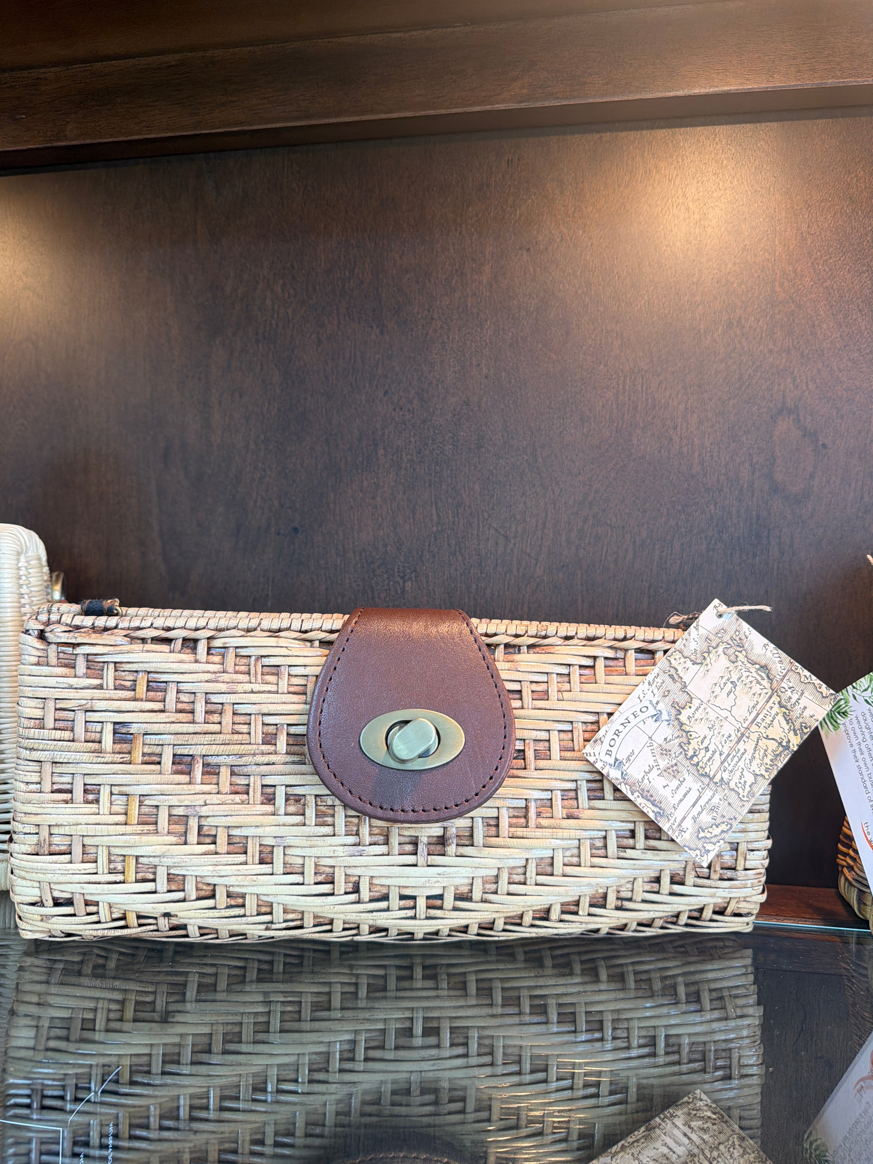 Rattan convertible clutch