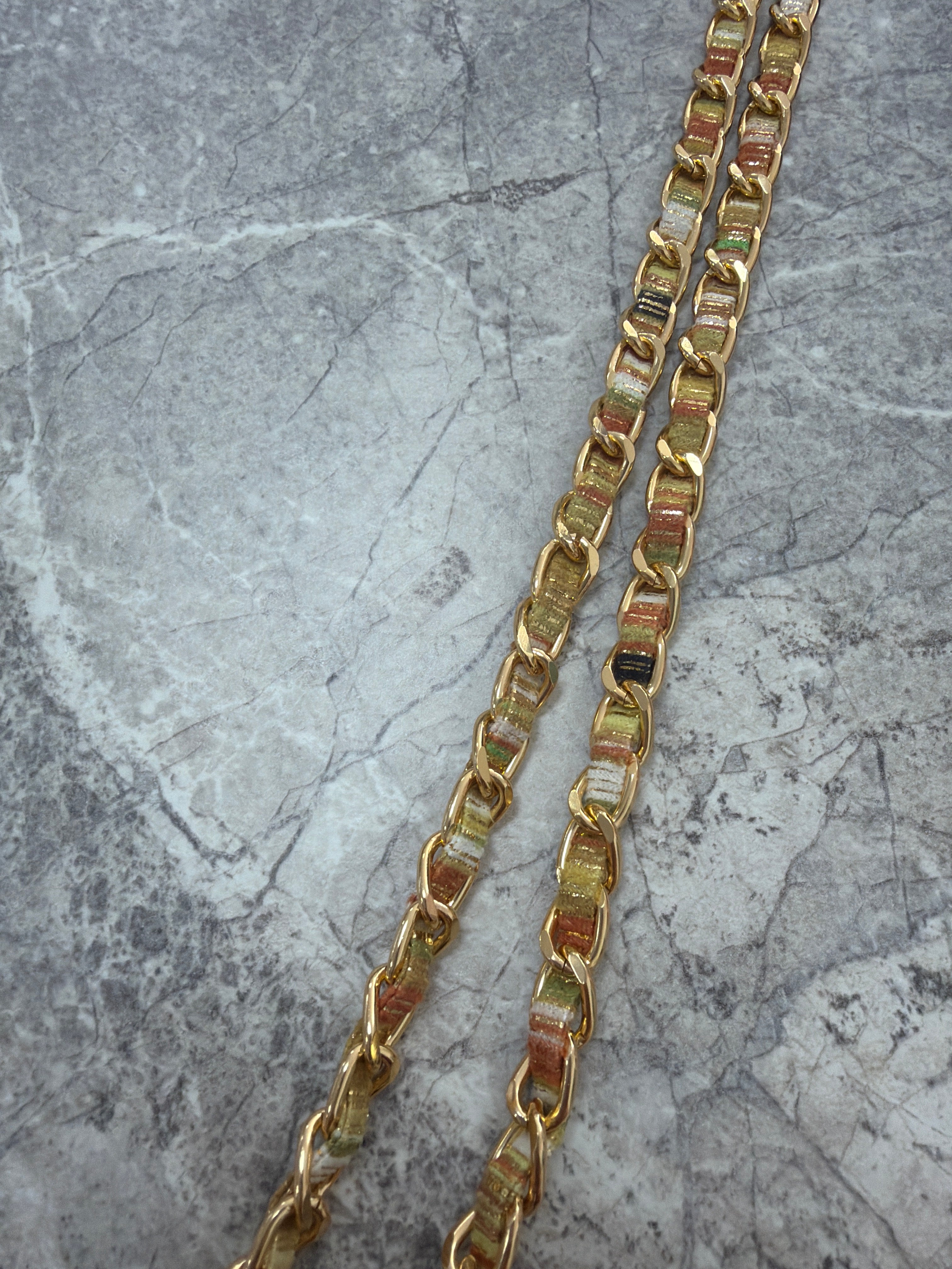 Crossbody phone straps