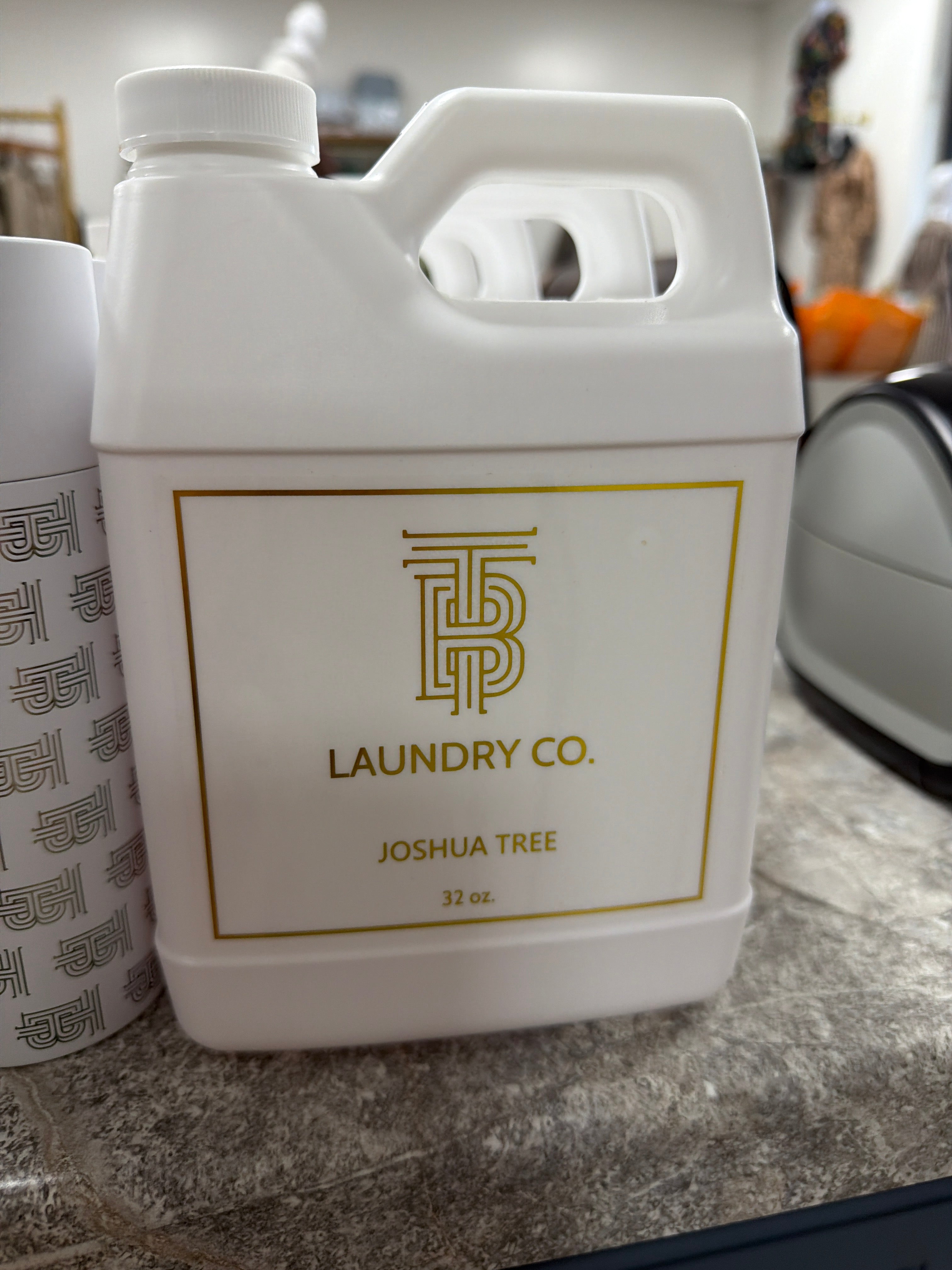 Joshua Tree Laundry Detergent 32 oz-Thomas Blonde