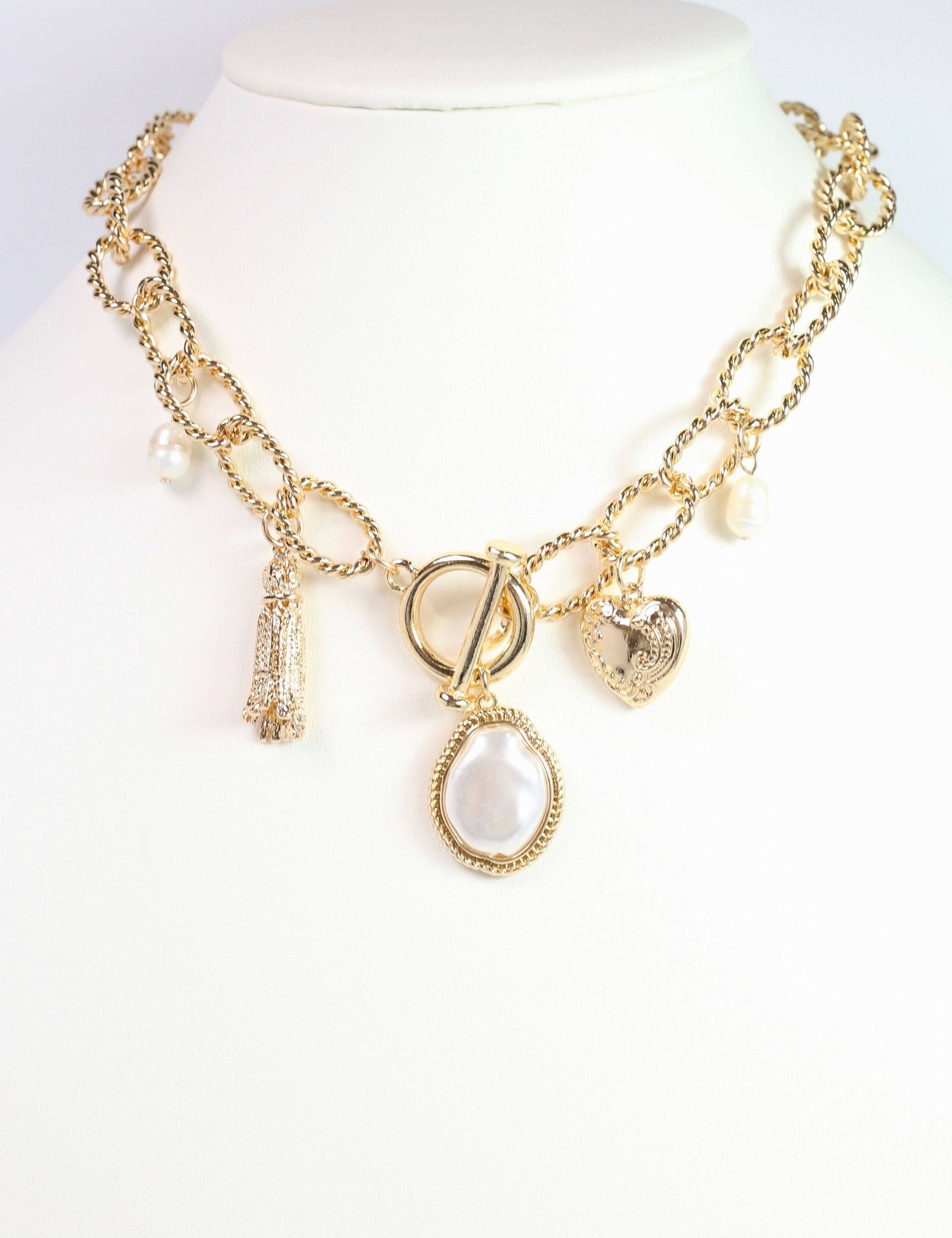 Nicky Charm Necklace Gold