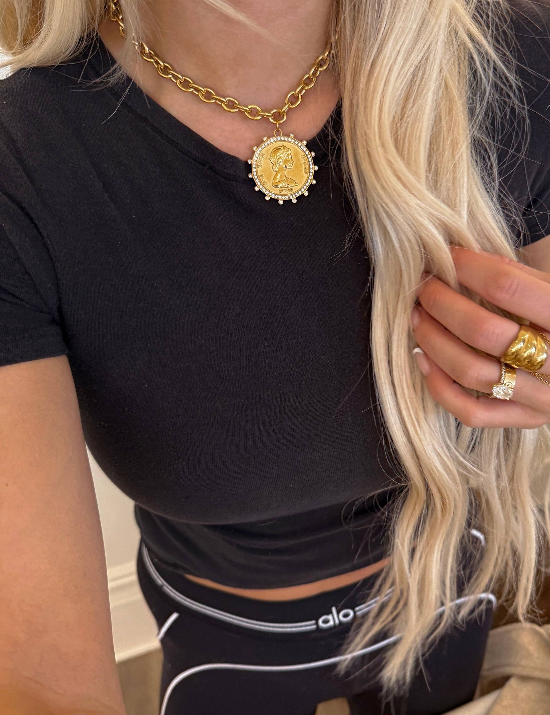 SMALL COIN NECKLACE