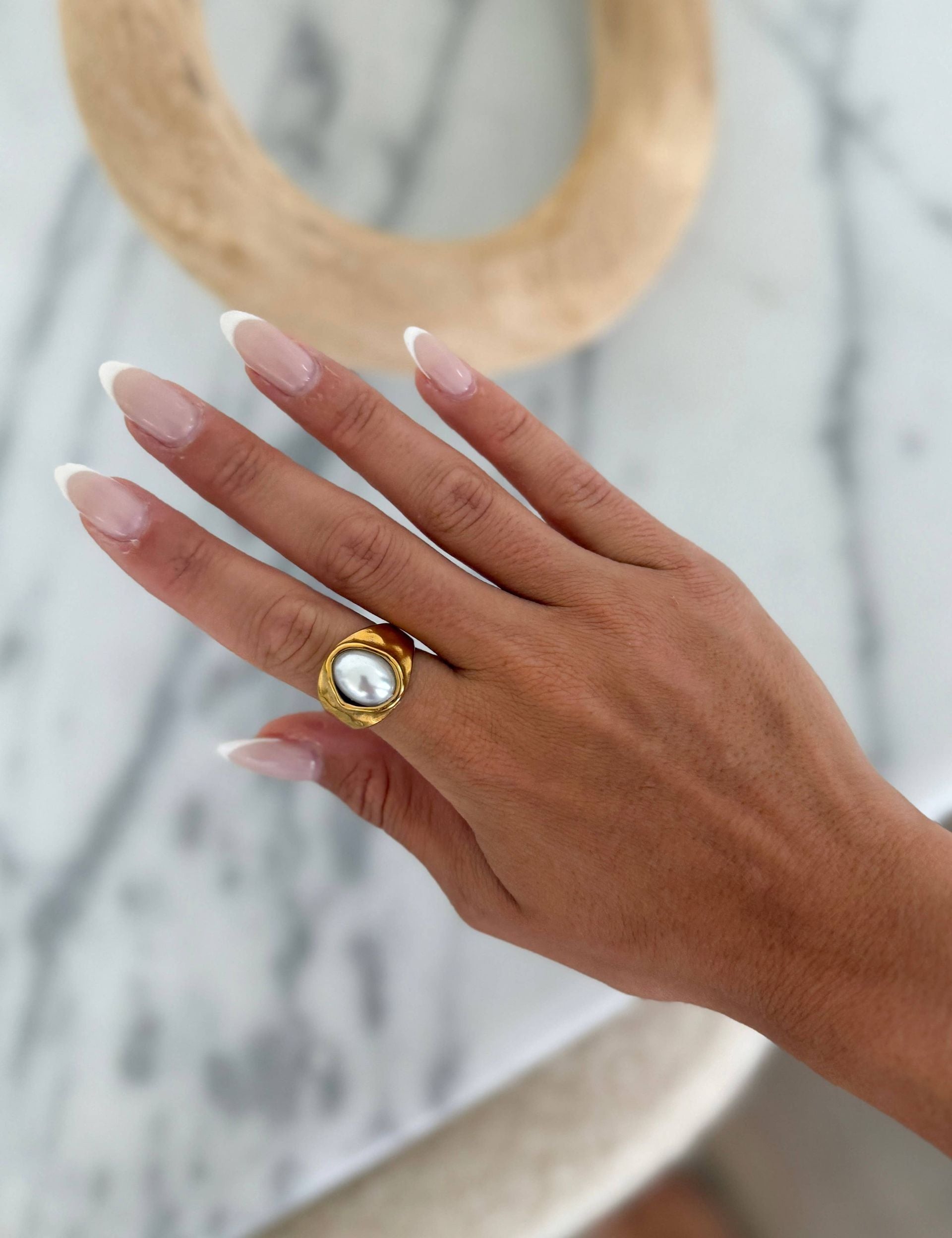THE PEARL RING