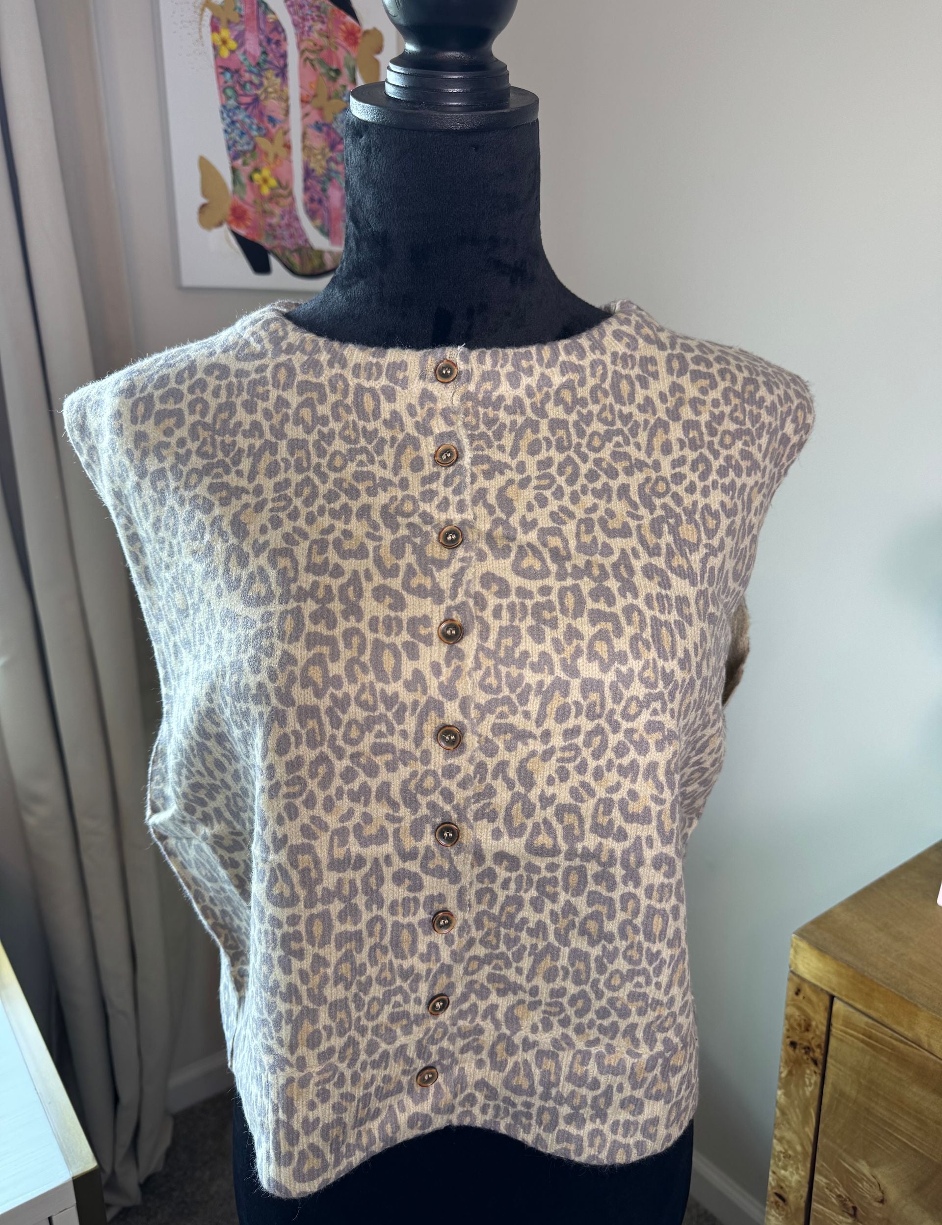 Vintage Leopard Print Button Front Vest Top