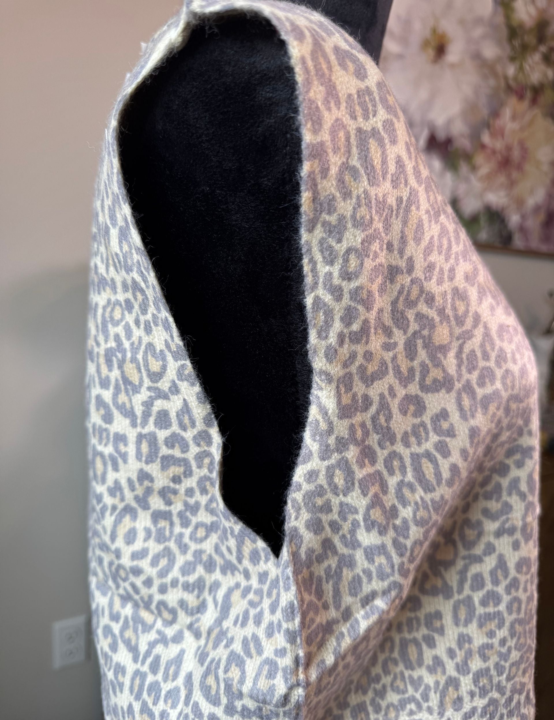 Vintage Leopard Print Button Front Vest Top