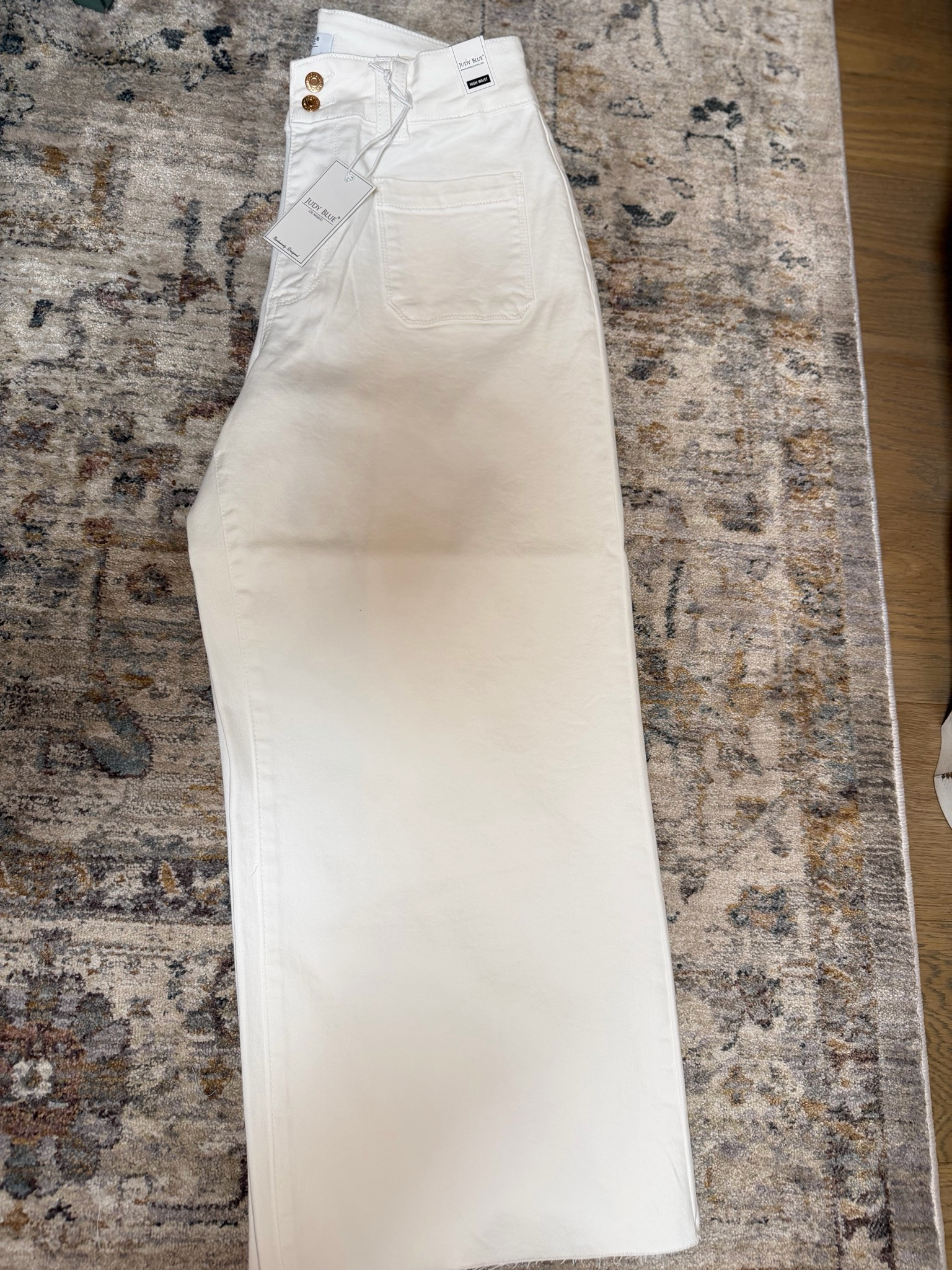Judy Blue Plus White Crop Raw Hem Jeans