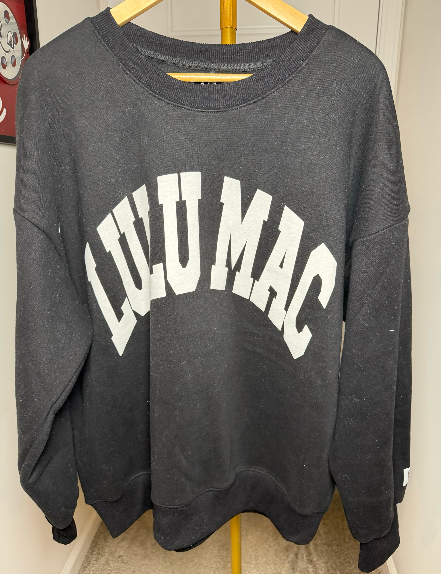 white Sweatshirt