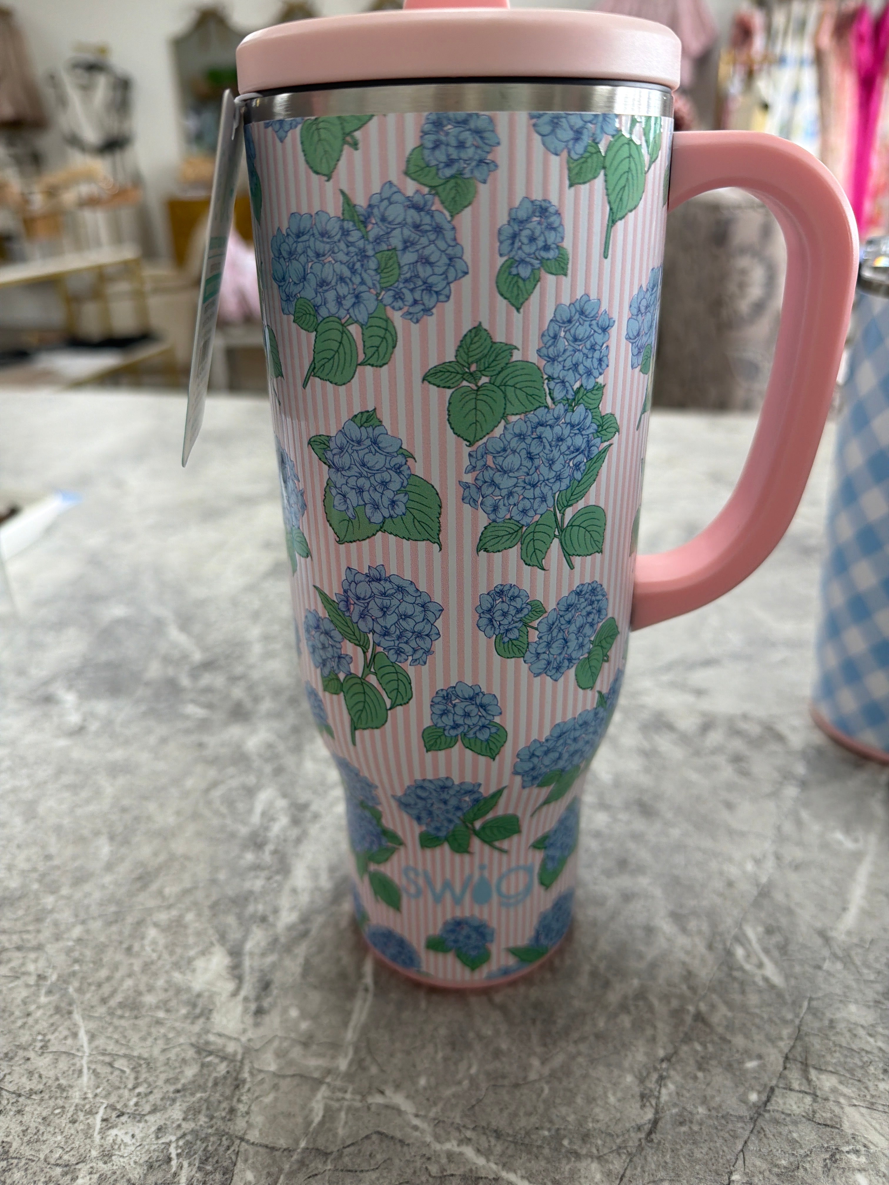 SWIG HYDRANGEAS Mega Mug 30oz