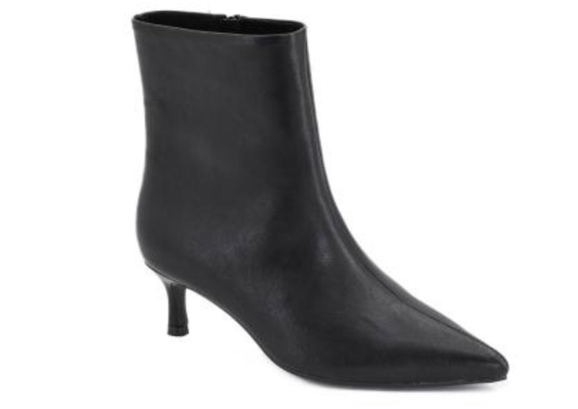 Corky’s Gold Digger black boot