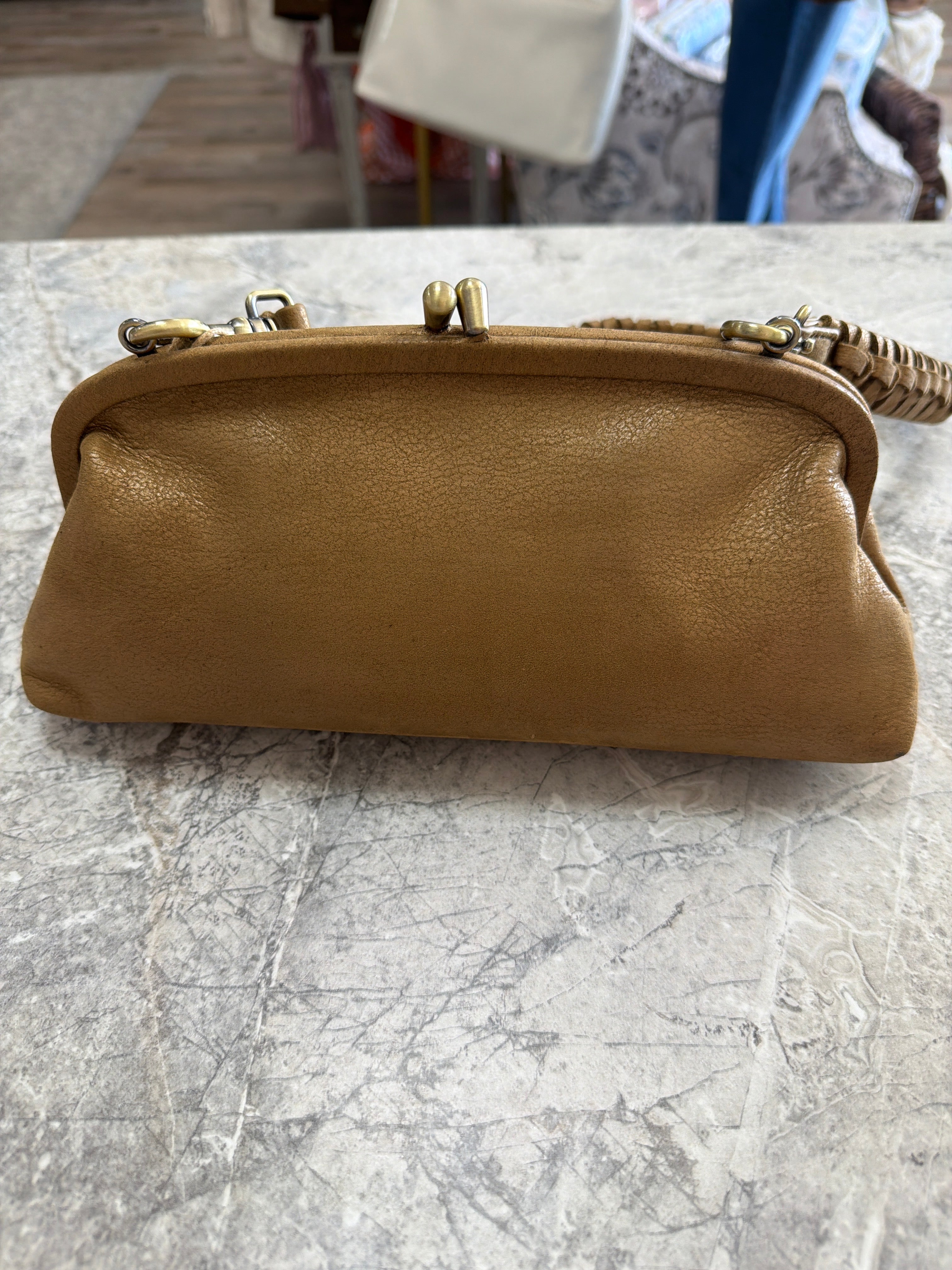 Hobo Alba Frame Small Shoulder bag